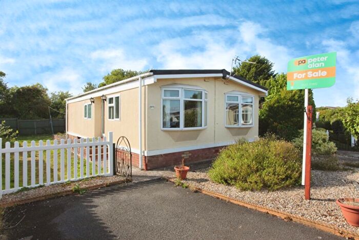 2 Bedroom Park Home For Sale In Lighthouse Park, St. Brides Wentlooge, Newport, NP10