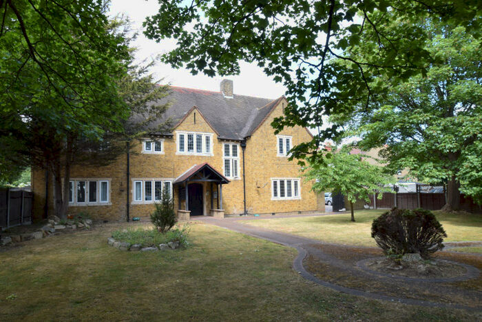 1 Bedroom Flat To Rent In Honiton Road, Southend On Sea, Essex, SS1