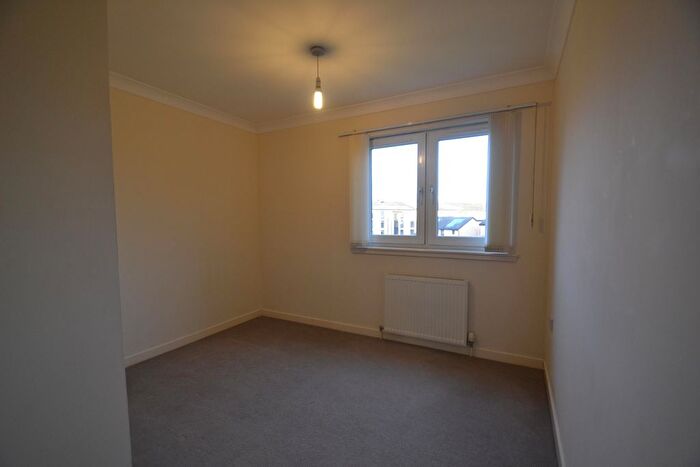 2 Bedroom Flat To Rent In /, Drumover Drive, Glasgow, G31