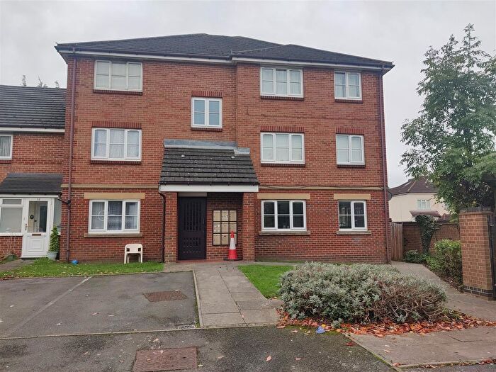 2 Bedroom Flat To Rent In Proctor Close, Mitcham, CR4