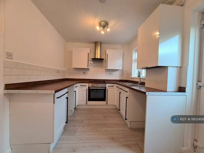 2 Bedroom Terraced House To Rent In Leitch Street, Greenock, PA15