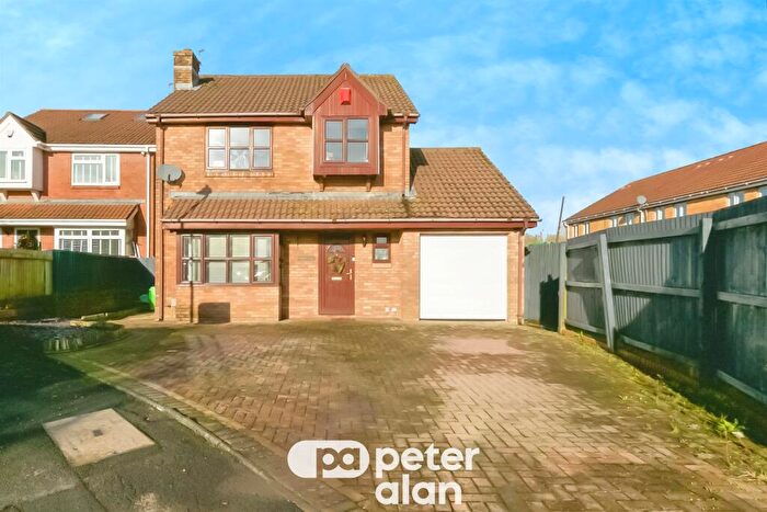 4 Bedroom Detached House For Sale In Blyth Close, Barry, CF62