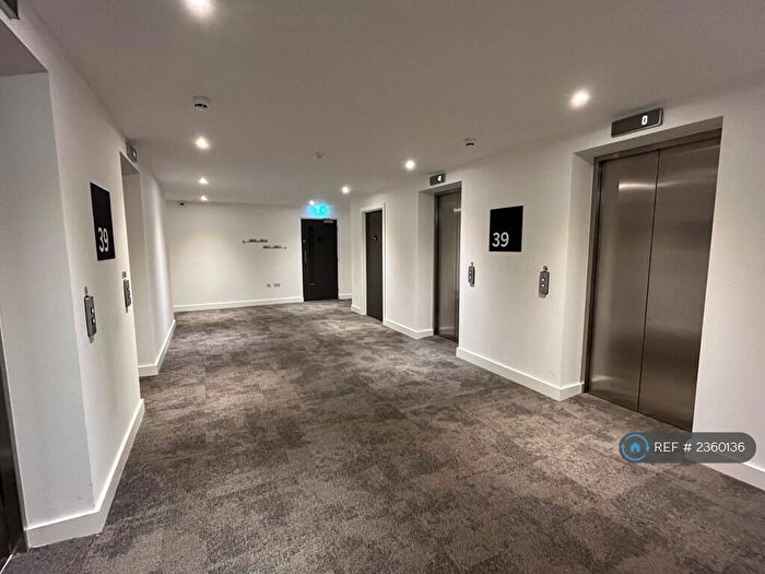 1 Bedroom Flat To Rent In Chester Road, Manchester, M15