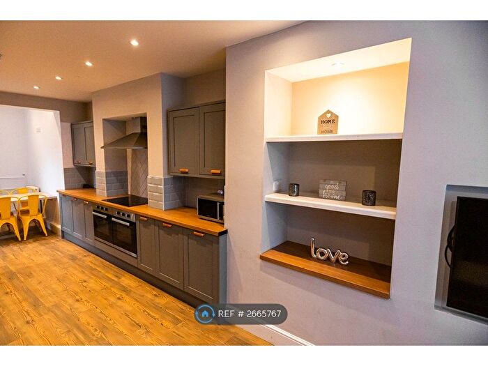 6 Bedroom Terraced House To Rent In Lawrence Road, Liverpool, L15