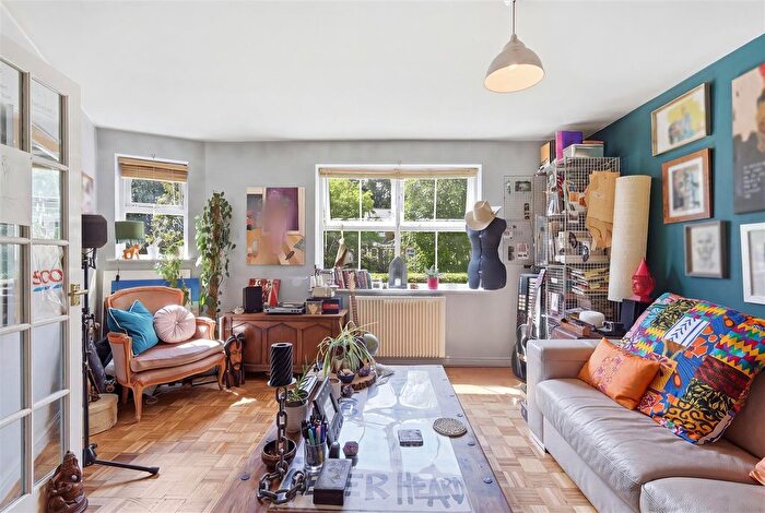 1 Bedroom Flat For Sale In Soper Mews, Harston Drive, Enfield, EN3