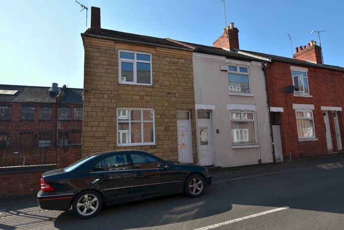 3 Bedroom Terraced House To Rent In Nelson Street, Kettering, NN16