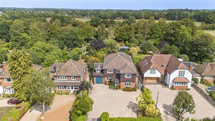 5 Bedroom Detached House For Sale In Chalkhouse Green Road, Kidmore End, Reading, RG4