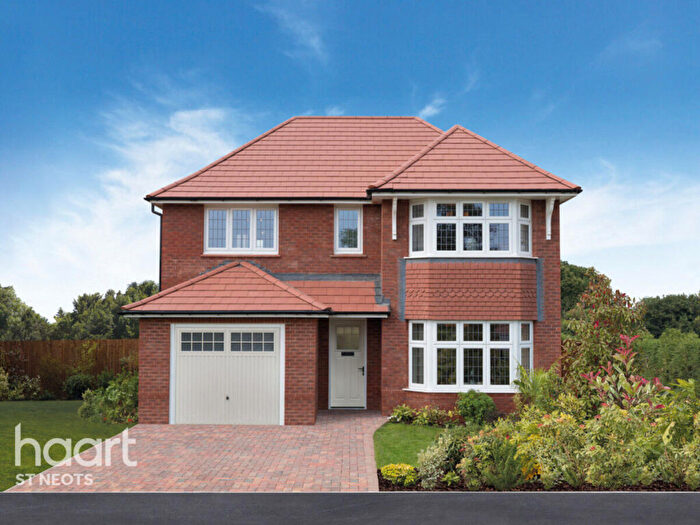 3 Bedroom Detached House For Sale In Gresley Way, Stevenage, SG2