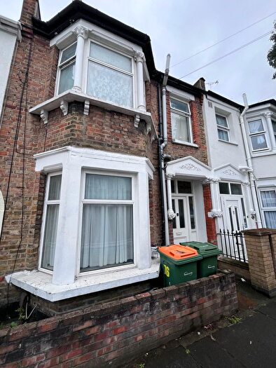 4 Bedroom Terraced House For Sale In Kitchener Road, London, E7