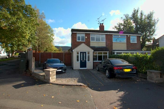 3 Bedroom Semi-Detached House To Rent In Huddersfield Road, Stalybridge, Cheshire, SK15