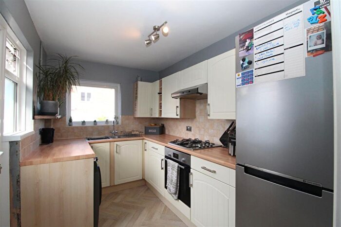 2 Bedroom Semi-Detached House For Sale In Napier Road, Broadstairs, CT10