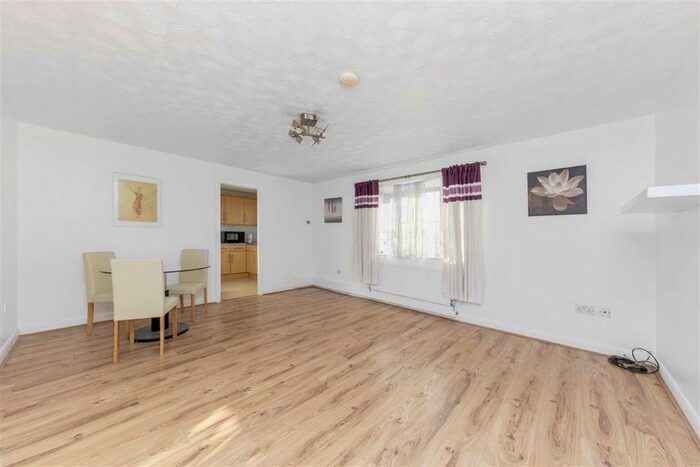 2 Bedroom Flat To Rent In Hawarden Hill, Brook Road, London NW2