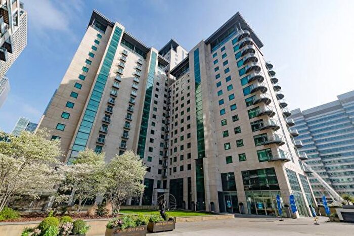 2 Bedroom Apartment To Rent In Discovery Dock East, South Quay Square, Canary Wharf, South Quay, London, E14