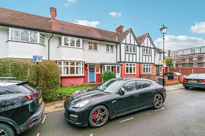 3 Bedroom Terraced House For Sale In Manor Gardens, Springfield Park, W3