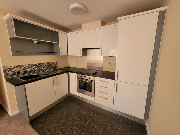 1 Bedroom Apartment To Rent In Lock View, Radcliffe, Manchester, M26