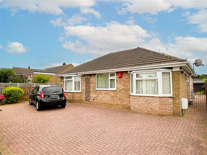 2 Bedroom Bungalow For Sale In Manor Road, Stanion, Kettering, NN14