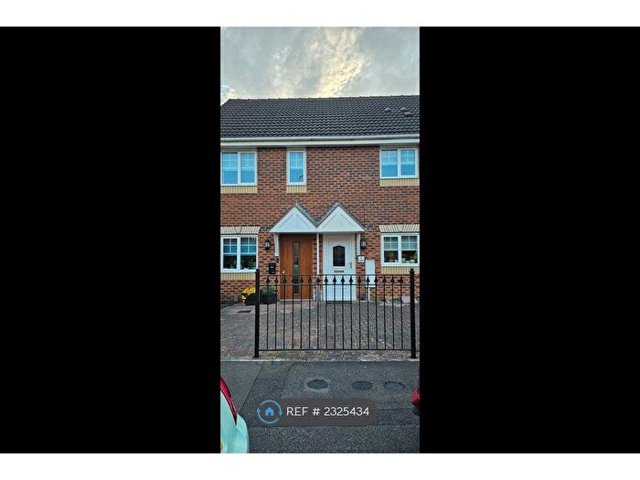 2 Bedroom Maisonette To Rent In Cairngorm Drive, Mansfield, NG18