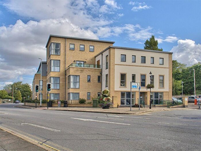 1 Bedroom Retirement Property For Sale In High Street, Huntingdon, PE29