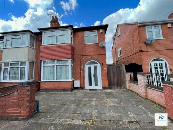 3 Bedroom Semi-Detached House To Rent In Jellicoe Road, Leicester, LE5