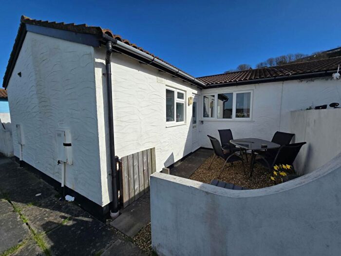2 Bedroom Bungalow For Sale In Kingsley Park, Westward Ho, EX39