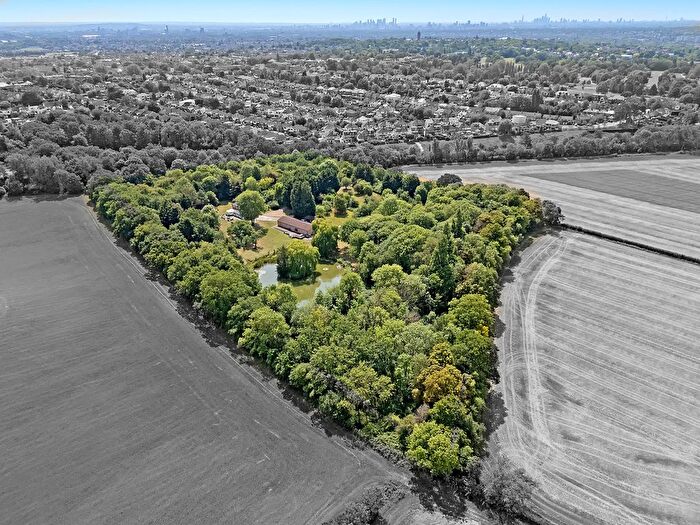 6 Bedroom Detached House For Sale In Hainault Road, Chigwell, IG7