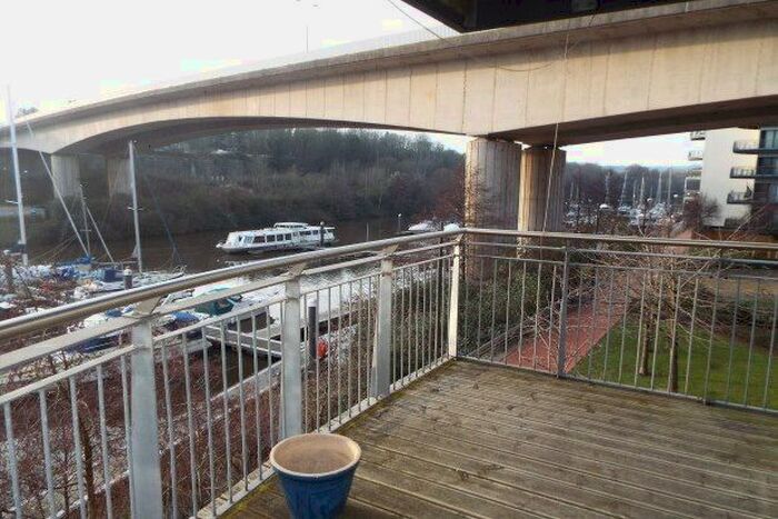 1 Bedroom Flat To Rent In Beatrix Victoria Wharf, Cardiff, CF11