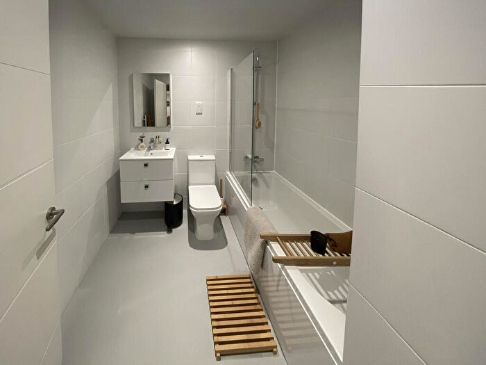2 Bedroom Apartment To Rent In Roco, James Street, L2