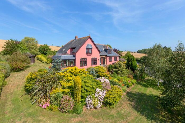 4 Bedroom Detached House For Sale In West Charleton, Kingsbridge, TQ7