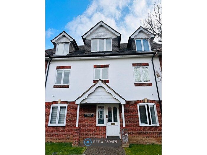 2 Bedroom Flat To Rent In Eastgate Court, London, N3