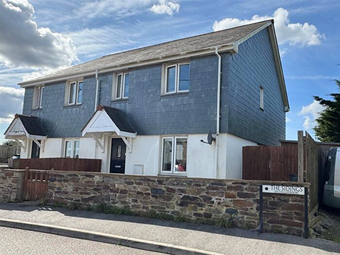 3 Bedroom Semi-detached House For Sale In The Sidings, St. Newlyn East, TR8