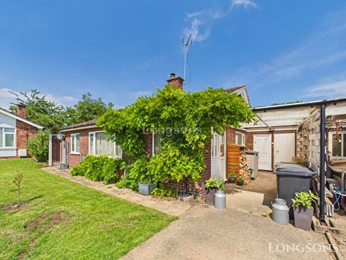 3 Bedroom Detached Bungalow For Sale In Couhe Close, Swaffham, PE37