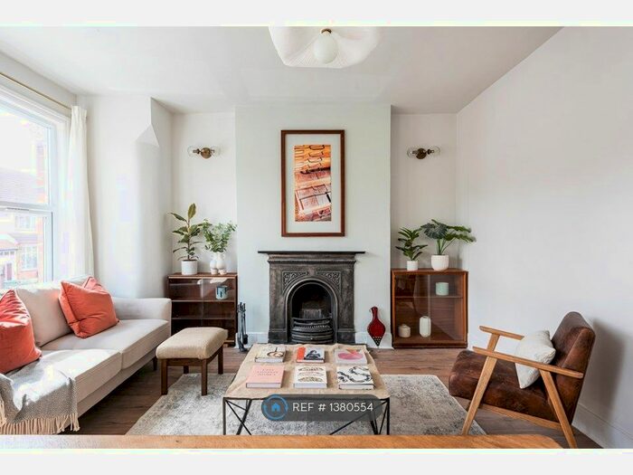 1 Bedroom Flat To Rent In Lordsmead Road, London, N17