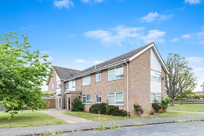 1 Bedroom Flat To Rent In Queen Eleanors Court, Long Hanborough, Witney, OX29