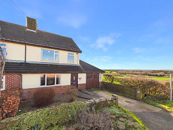 3 Bedroom Semi Detached House For Sale In Grove Road, Brimington, Chesterfield, Derbyshire, S43