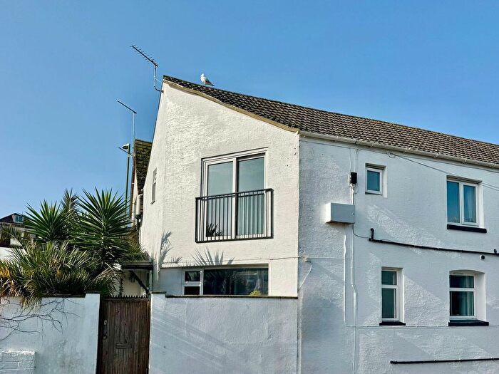 1 Bedroom Flat To Rent In West Hill Place, Bournemouth, BH2