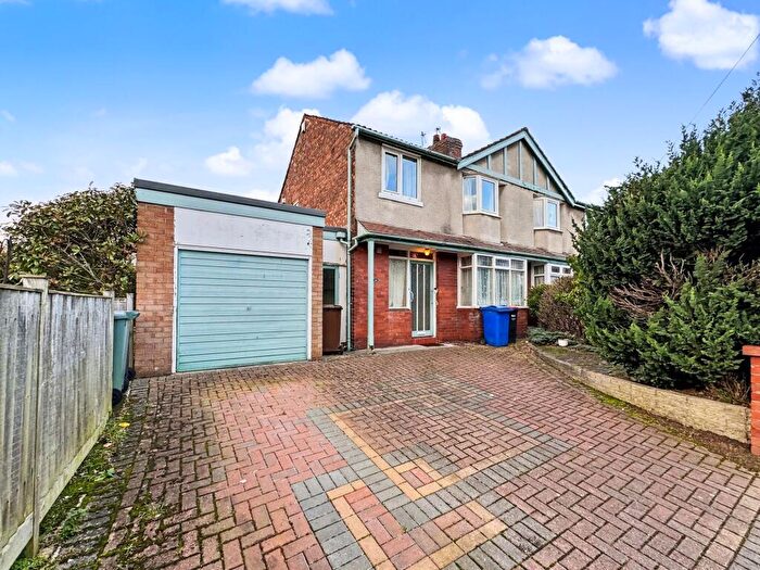 3 Bedroom Semi Detached House For Sale In Woodland Crescent, Prestwich, M25