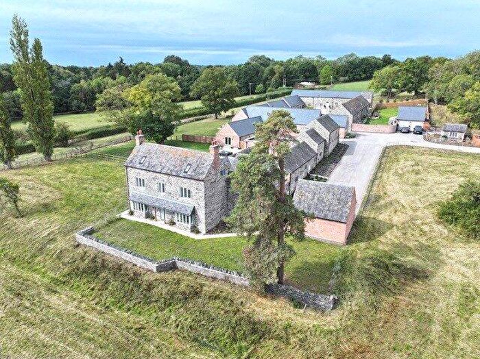 Semi Detached House For Sale In The Farm House, Home Farm, Groby, Leicestershire, LE6