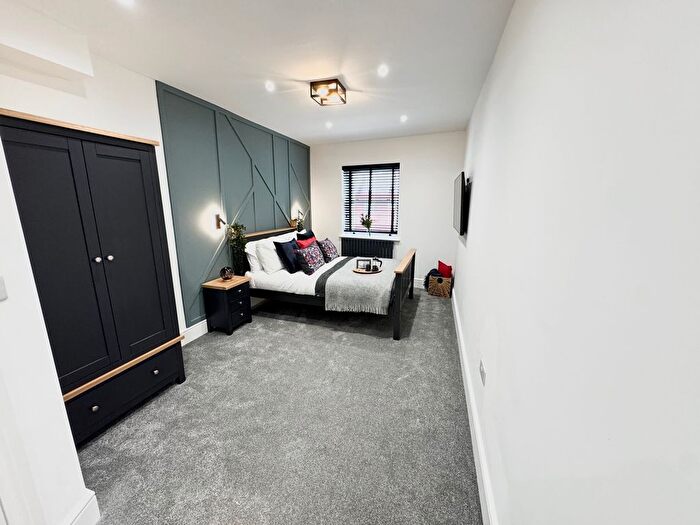 Studio To Rent In Lawford Road, Rugby, CV21