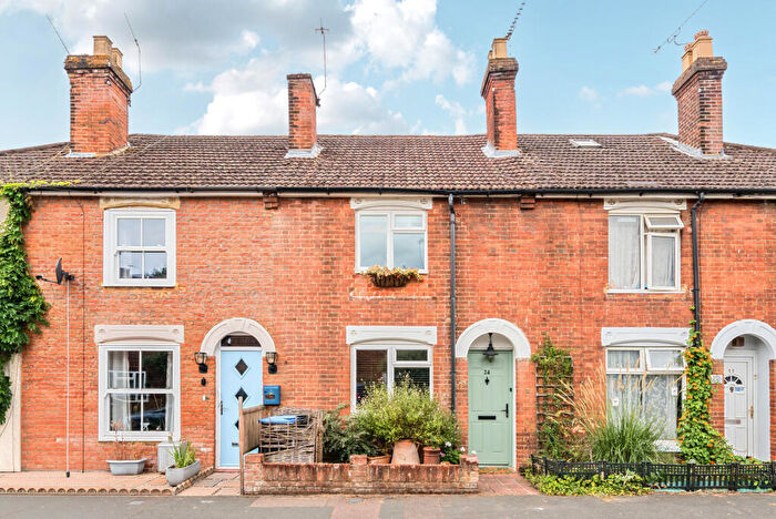 2 Bedroom Terraced House For Sale In Sanway Close, Byfleet, KT14