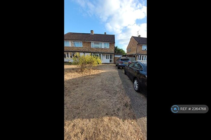 3 Bedroom Semi-Detached House To Rent In Silverdale Road, Reading, RG6