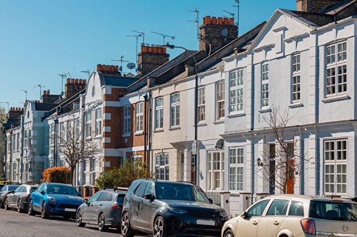 3 Bedroom Terraced House For Sale In Sedlescombe Road, Fulham, SW6