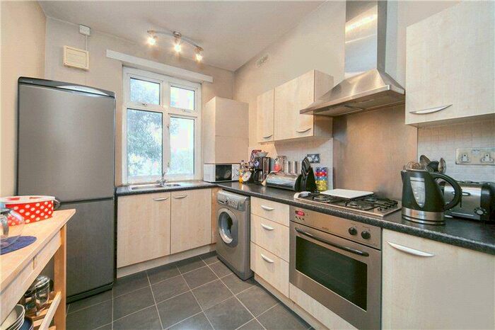 1 Bedroom Flat To Rent In Clifford Avenue, East Sheen, SW14
