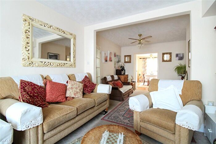 2 Bedroom Semi-Detached House For Sale In Elgin Drive, Swindon, Wiltshire, SN2