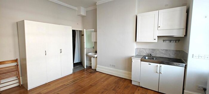 Studio To Rent In Belmont Road, S. Tottenham, N15