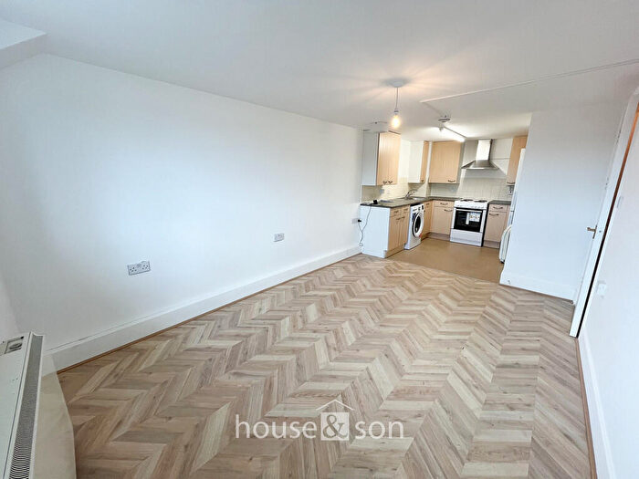 2 Bedroom Apartment To Rent In Latimer Road, Bournemouth, BH9