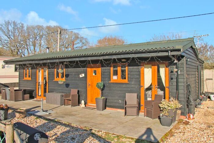 1 Bedroom Detached Bungalow For Sale In Mislingford, Hampshire, PO17