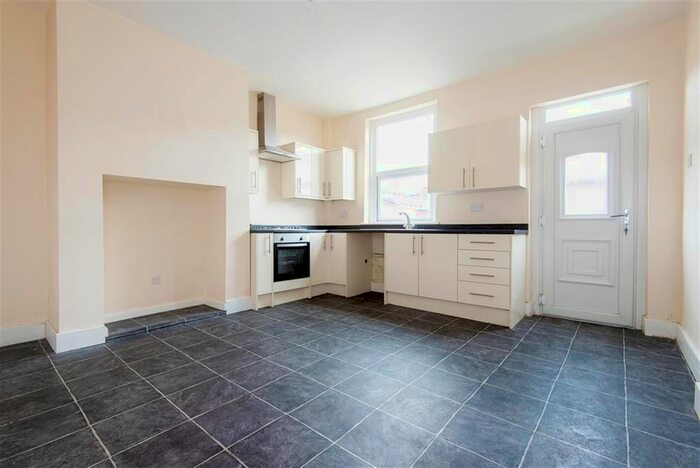 2 Bedroom Terraced House To Rent In Rhodes Street, Castleford, WF10