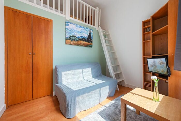 Studio To Rent In Fairholme Road, West Kensington, London, W14