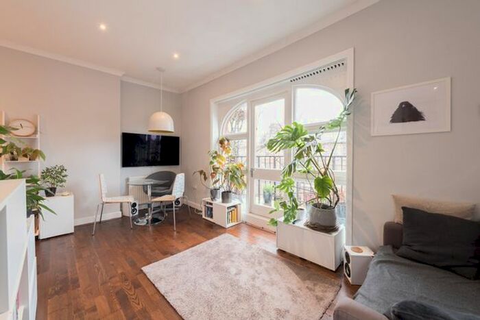 1 Bedroom Flat To Rent In Adamson Road, London, NW3