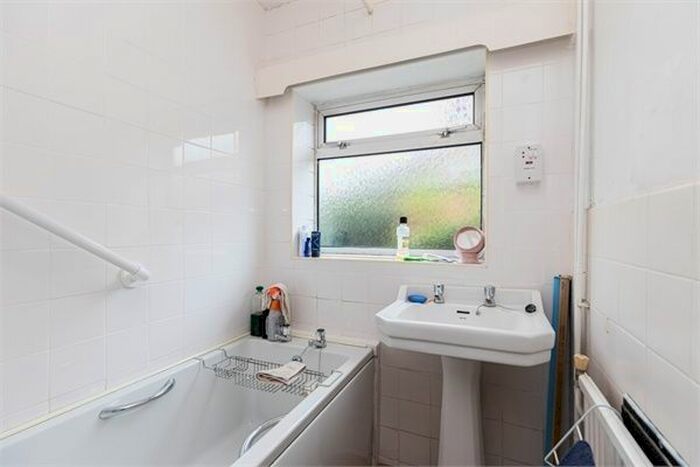 3 Bedroom Detached Bungalow For Sale In Green Lane, Bournemouth, Dorset BH10